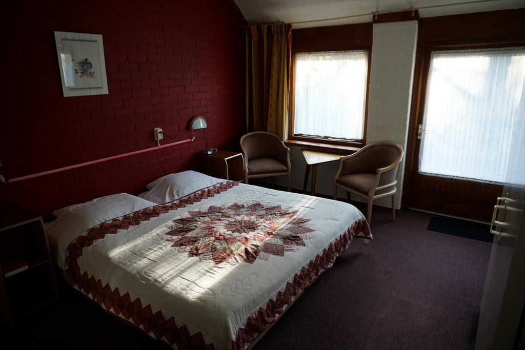 Lucy'S Inn Eesergroen Kültér fotó