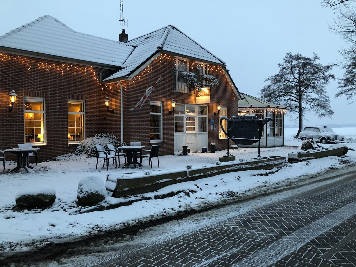 Lucy'S Inn Eesergroen Kültér fotó
