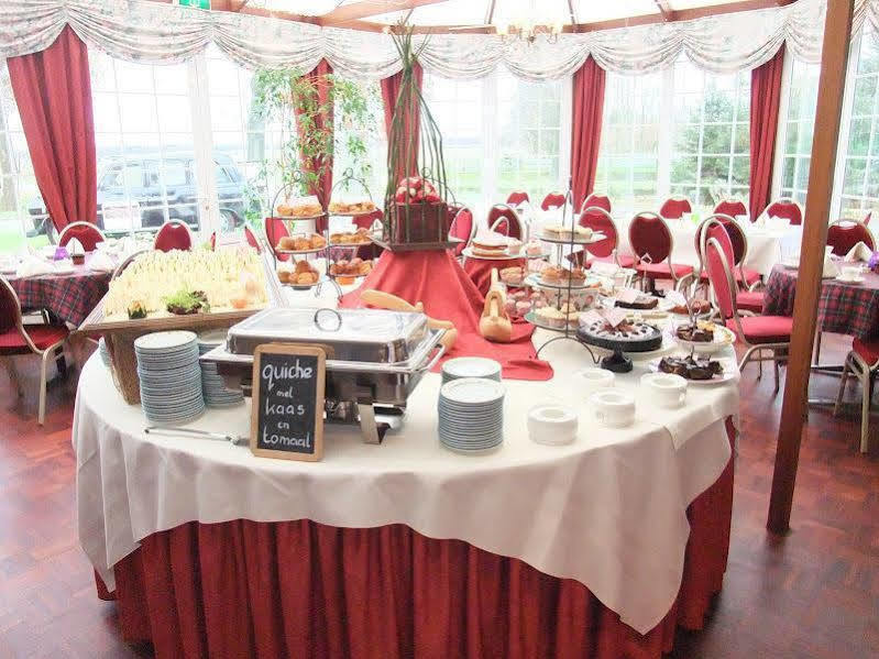 Lucy'S Inn Eesergroen Kültér fotó